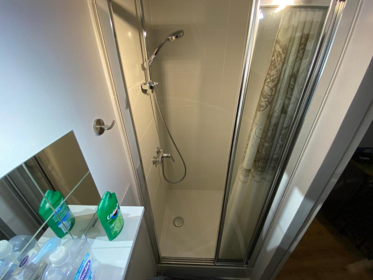 Sympathique logement en rez-de-chaussé, de 21m 2 Beauvais Extérieur photo