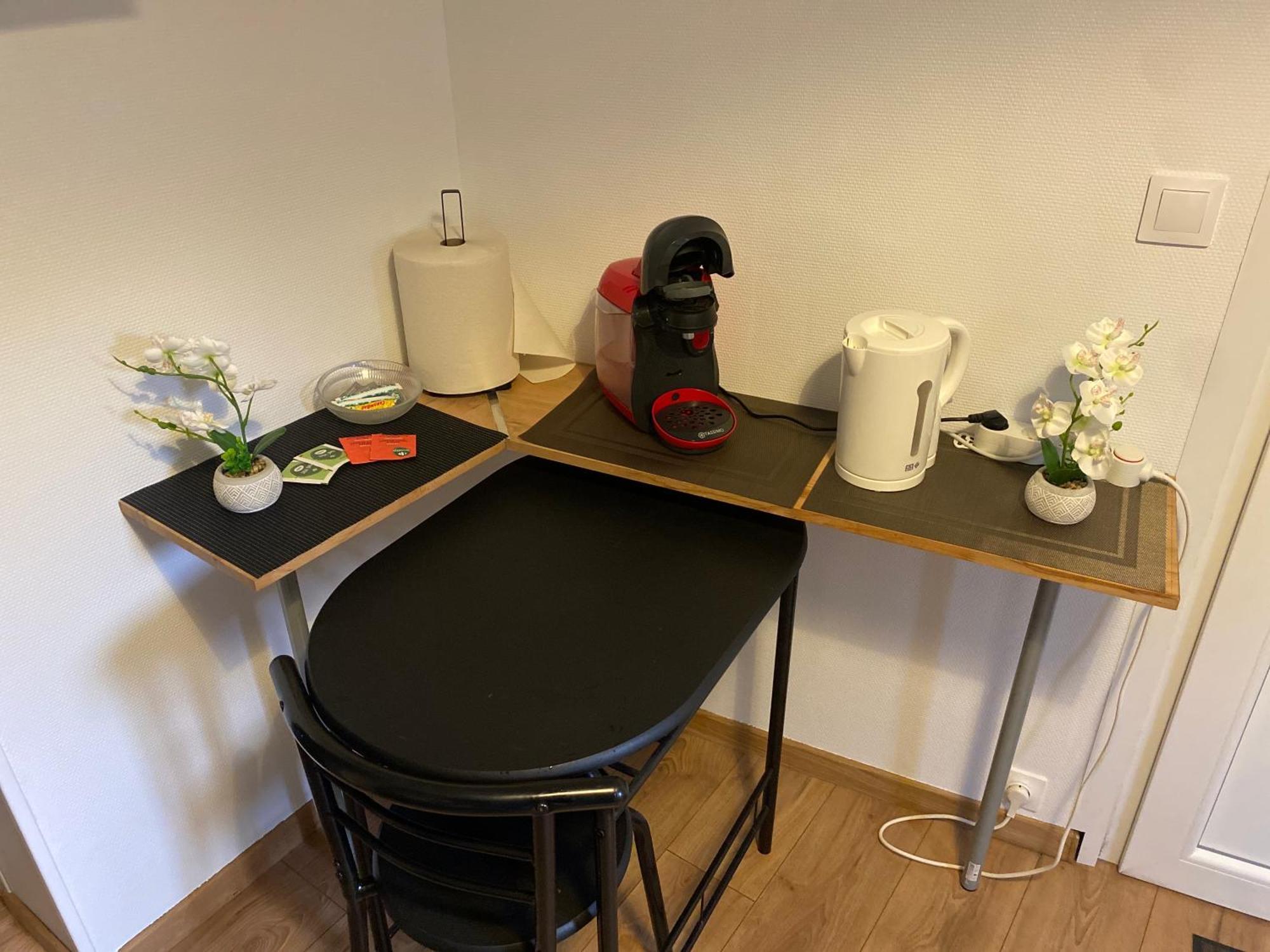Sympathique logement en rez-de-chaussé, de 21m 2 Beauvais Extérieur photo